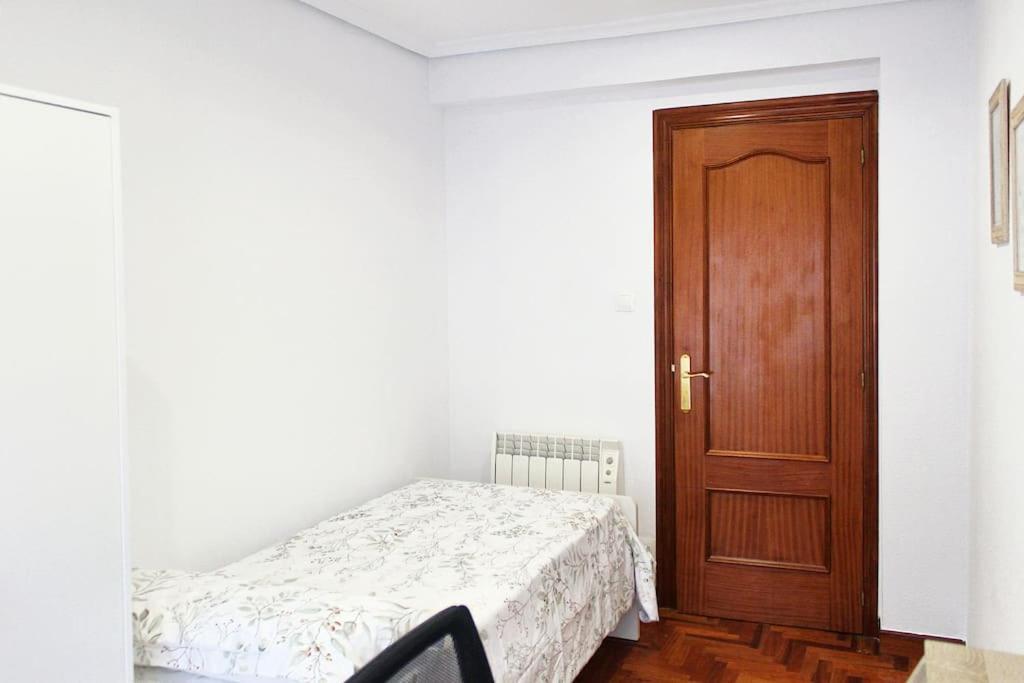 Linares 10 Apartment Santander Exterior photo